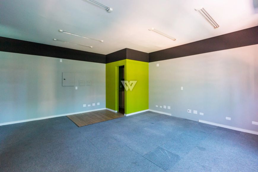 Conjunto Comercial - 1 vaga de garagem - 50m² priv - Centro