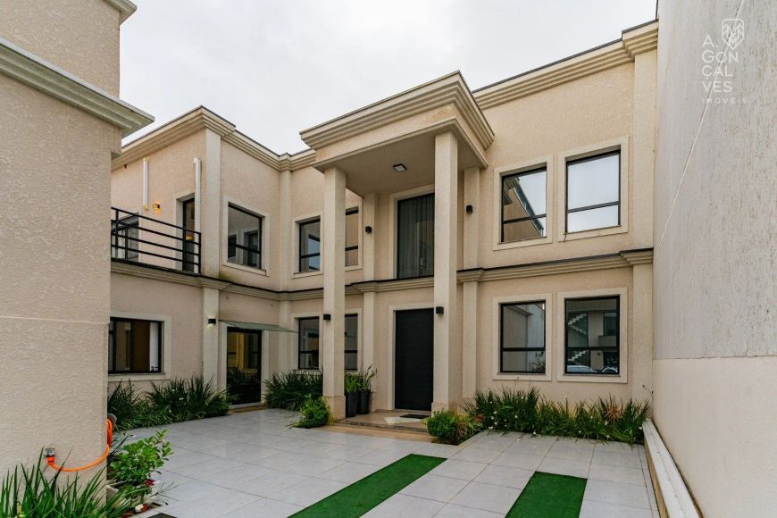 Casa em Condomínio, 04 Suítes, 04 Vagas, Jardim das Américas, Curitiba.