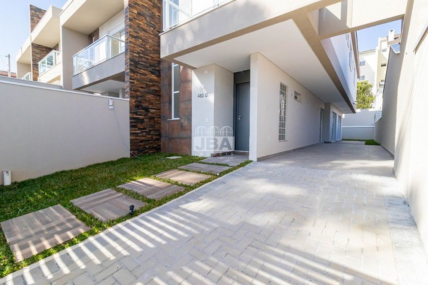 EXCELENTE CASA RESIDENCIAL NO PILARZINHO