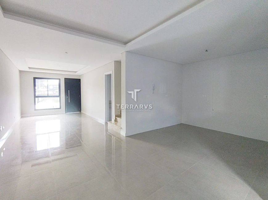 SOBRADO com 3 dormitórios à venda com 160m² por R$ 1.075.000,00 no bairro Bom Retiro - CURITIBA / PR