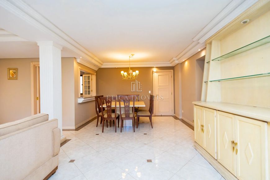 APARTAMENTO com 4 dormitórios à venda com 381m² por R$ 1.800.000,00 no bairro Água Verde - CURITIBA