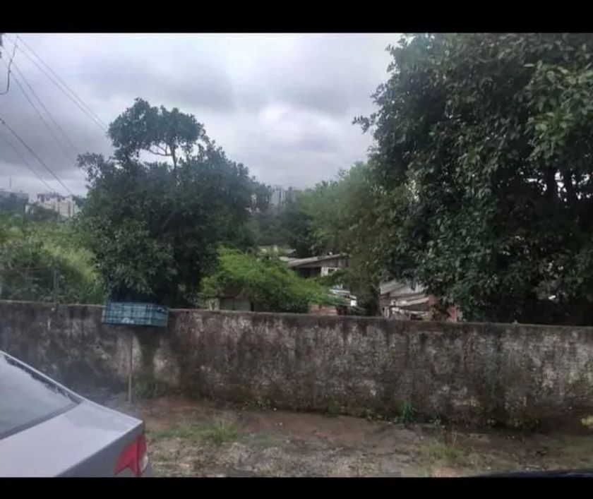TERRENO à venda com 510m² por R$ 2.000.000,00 no bairro Campina do Siqueira - CURITIBA / PR