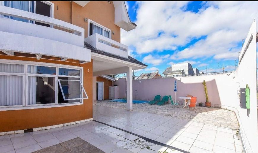 Sobrado com Piscina e Espaço Gourmet Super Aconchegante