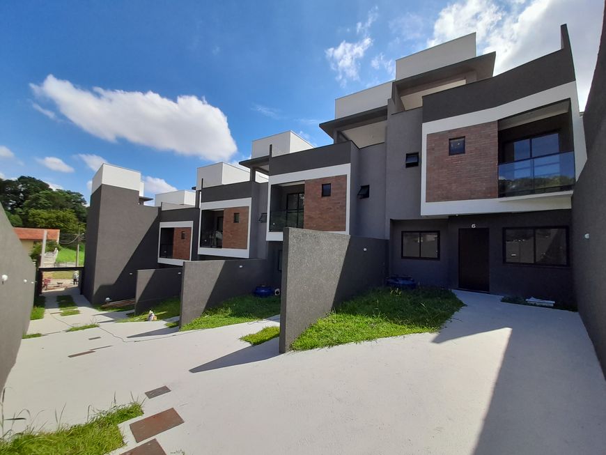Baixou Valor !Sobrado Alto Padrão em Condomínio de 6 unidades para venda tem 119m²