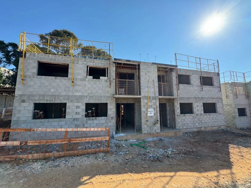 Imóvel para venda possui 59 metros quadrados com 3 quartos em Campo Comprido - Curitiba - PR