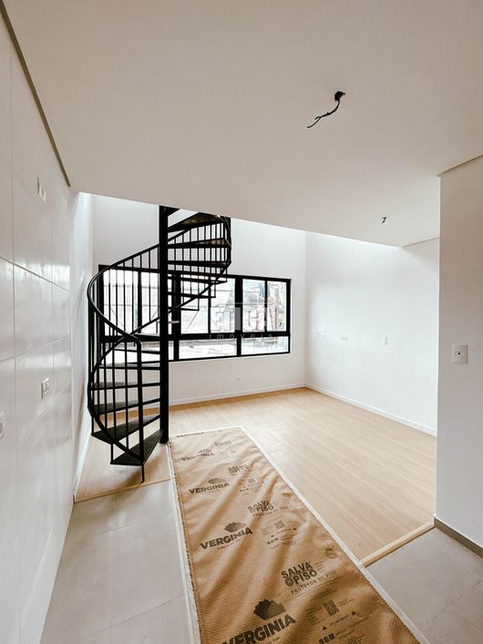 APARTAMENTO com 2 dormitórios à venda com 83.35m² por R$ 563.900,00 no bairro Água Verde - CURITIBA
