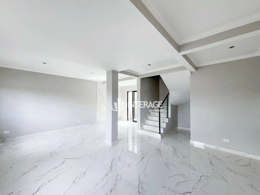 Sobrado com 3 dormitórios à venda, 133 m² por R$ 795.000,00 - São Braz - Curitiba/PR