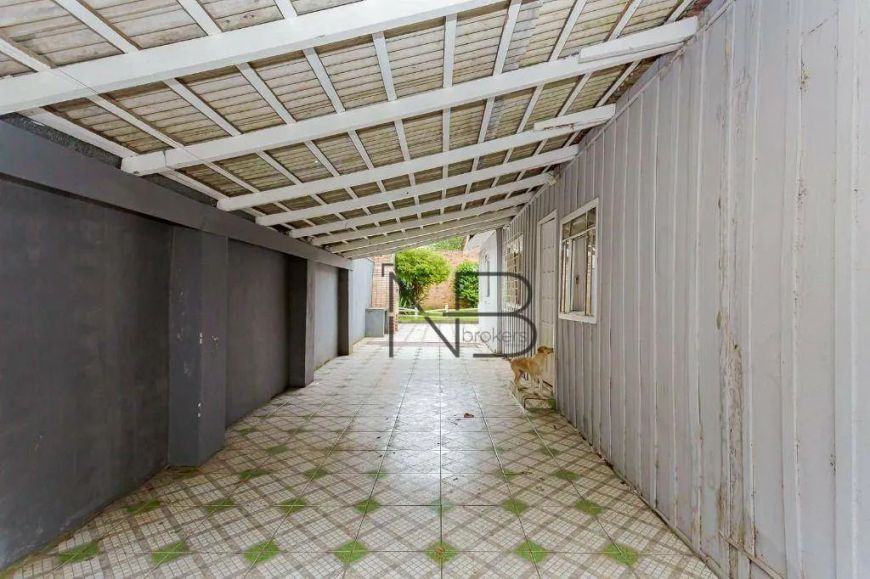 OPORTUNIDADE IMPERDÍVEL – TERRENO COM POTENCIAL PARA CONSTRUÇÃO DE SOBRADOS!