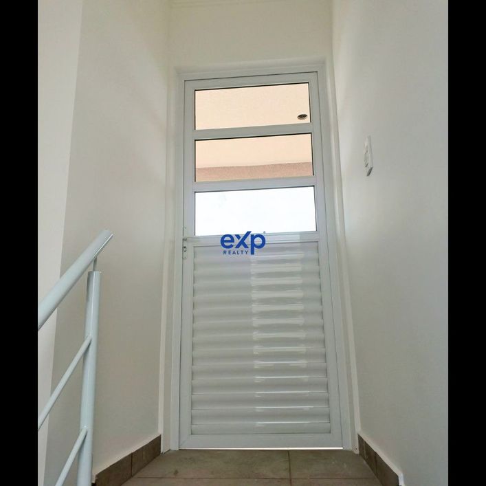 Sobrado com 3 quartos, 01 suíte, 120m² - Xaxim - Curitiba/PR