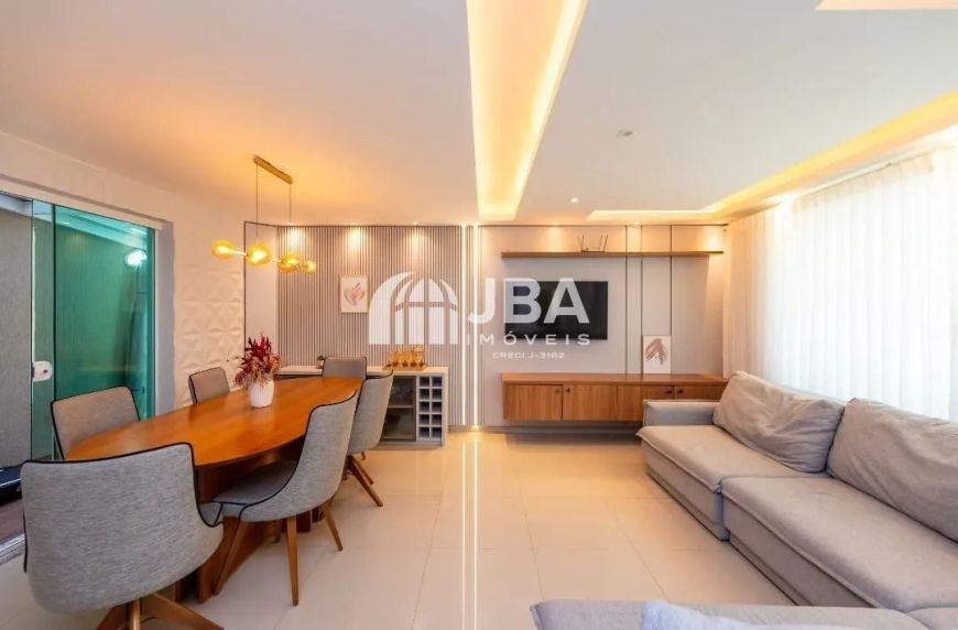 SOBRADO COM 3 QUARTOS NO ALTO BOQUEIRÃO