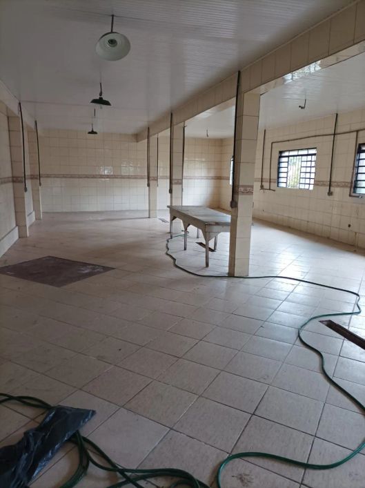 Imóvel para aluguel possui 350 metros quadrados em Butiatuvinha - Curitiba - PR