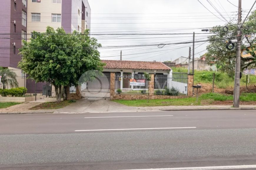 IMOBIILIARIA JUVEVE VENDE RESIDÊNCIA RUA JOÃO GBUR 1221 TERMINAL SANTA CANDIDA COMERCIAL RESIDENCIAL