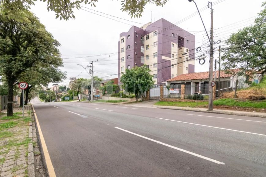 IMOBIILIARIA JUVEVE VENDE RESIDÊNCIA RUA JOÃO GBUR 1221 TERMINAL SANTA CANDIDA COMERCIAL RESIDENCIAL