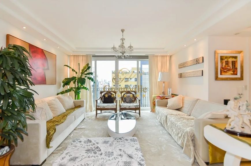 Batel Apto Desocupado, Ed. Maison Classique, Mobiliado e Decorado 308,49m², sendo 189m² privativos,