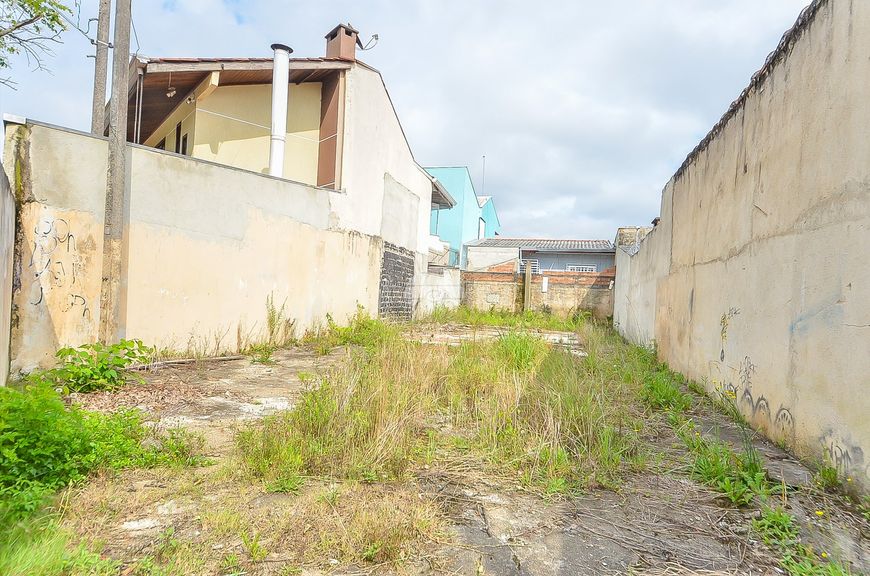 Lote/Terreno para venda tem 154 m² em Ganchinho - Curitiba - PR