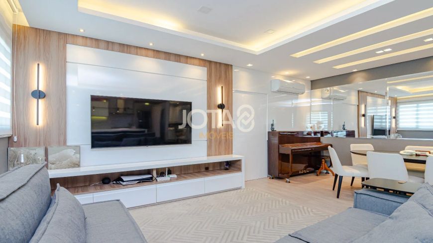 APARTAMENTO MOBILIADO PRÓXIMO AO CLUBE CURITIBANO Apartamento mobiliado próximo ao Clube Curitibano