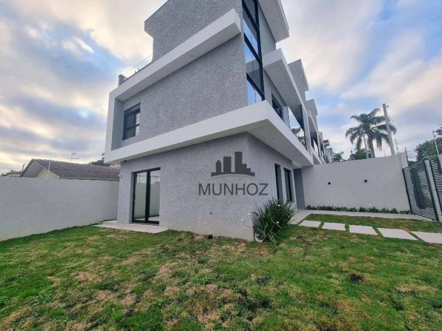 Sobrado com 3 dormitórios à venda, 147 m² por R$ 1.079.000,00 - Santo Inácio - Curitiba/PR