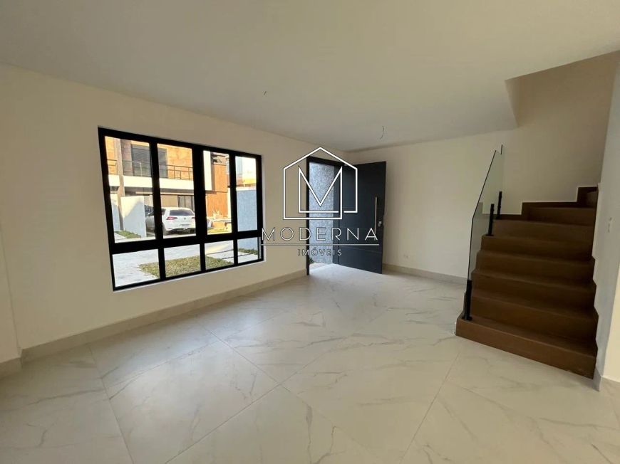 AMPLO TERRENO E TERRAÇO-TRIPLEX