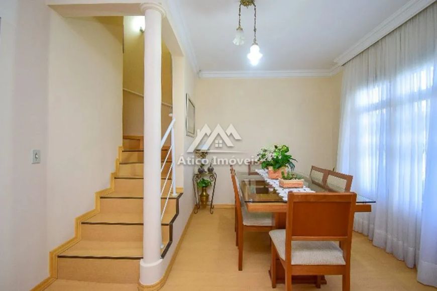 Sobrado com 3 dormitórios (1 suíte) à venda por R$ 890.000 - Santa Quitéria - Curitiba/PR