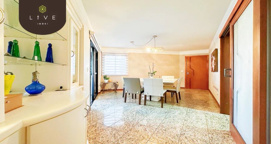 Apartamento no Edifício Solar Balmoral, com 04 quartos, 02 suítes, 03 vagas de garagem no bairro Águ