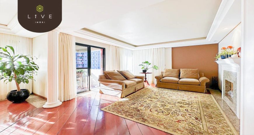 Apartamento no Edifício Solar Balmoral, com 04 quartos, 02 suítes, 03 vagas de garagem no bairro Águ