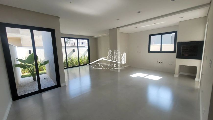 Casa em condomínio à venda no Santa Cândida em Curitiba | Confiancce Imóveis