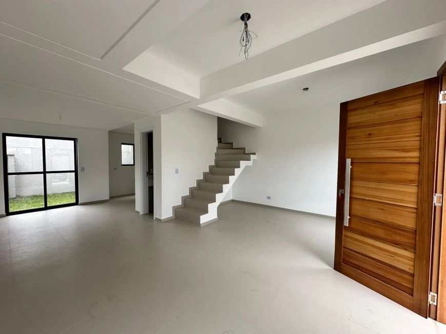 Sobrado novo de 147m² com 3 quartos 1 suíte e 1 vaga no Lindóia
