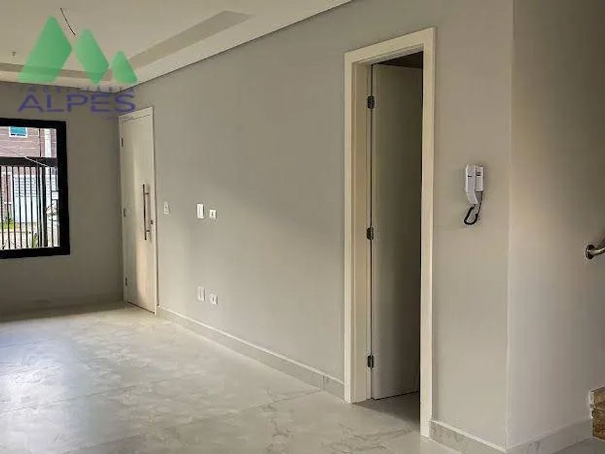 TRIPLEX DE FRENTE PARA RUA ULTIMA UNIDADE DISPONÍVEL