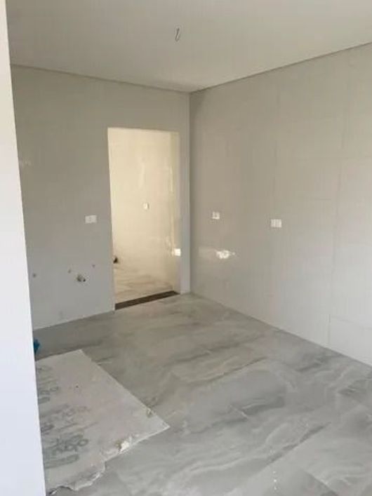 Sobrado com 4 dormitórios à venda, 231 m² por R$ 890.000,00 - Novo Mundo - Curitiba/PR