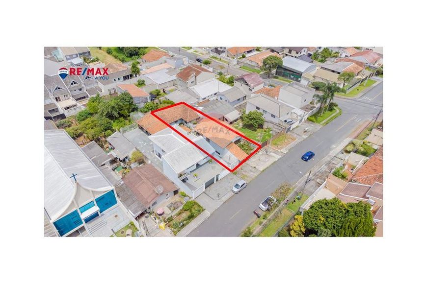 Terreno de 396m², bem localizado no bairro Jardim das Américas, a 400m da Av. Comendador Franco.