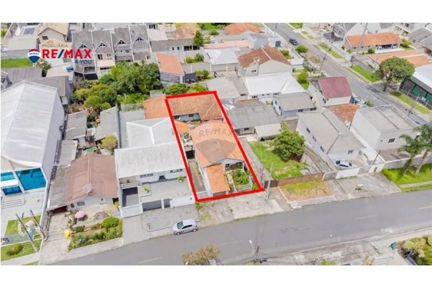 Terreno de 396m², bem localizado no bairro Jardim das Américas, a 400m da Av. Comendador Franco.