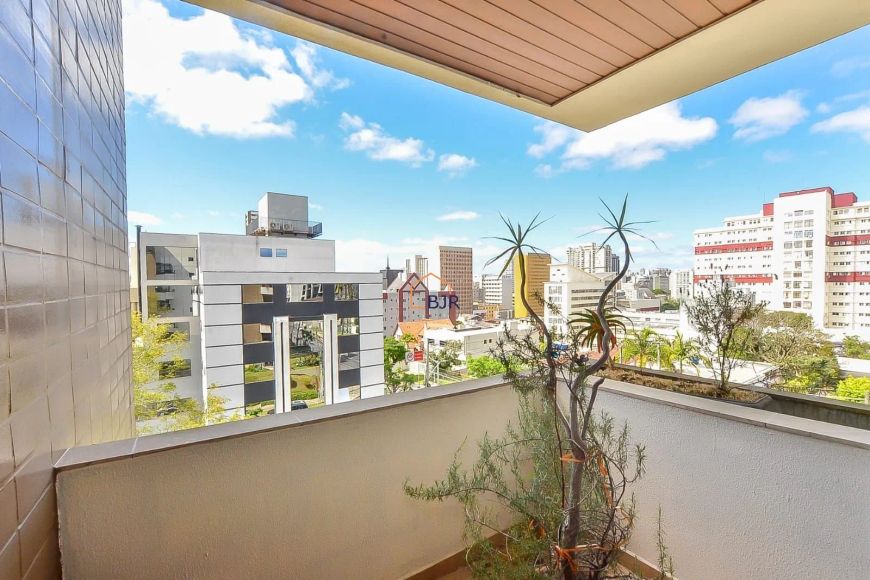 Apartamento para venda com 169m², com 3 suítes no Alto da Glória - Curitiba - PR