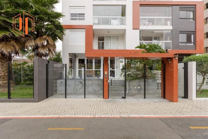 Apartamento para Venda em Curitiba, Água Verde, 3 dormitórios, 1 suíte, 2 banheiros, 3 vagas