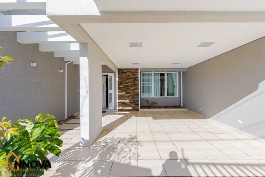 Sobrado com 4 quartos à venda por R$ 1390000.00, 265.00 m2 - HAUER - CURITIBA/PR