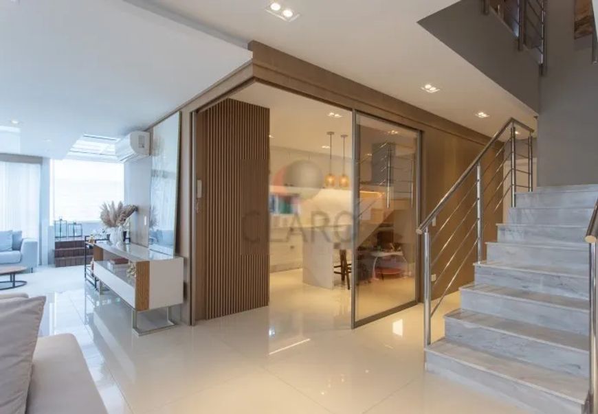 COBERTURA DUPLEX A VENDA NO BAIRRO JUVEVÊ | 3 SUÍTES E 3 VAGAS