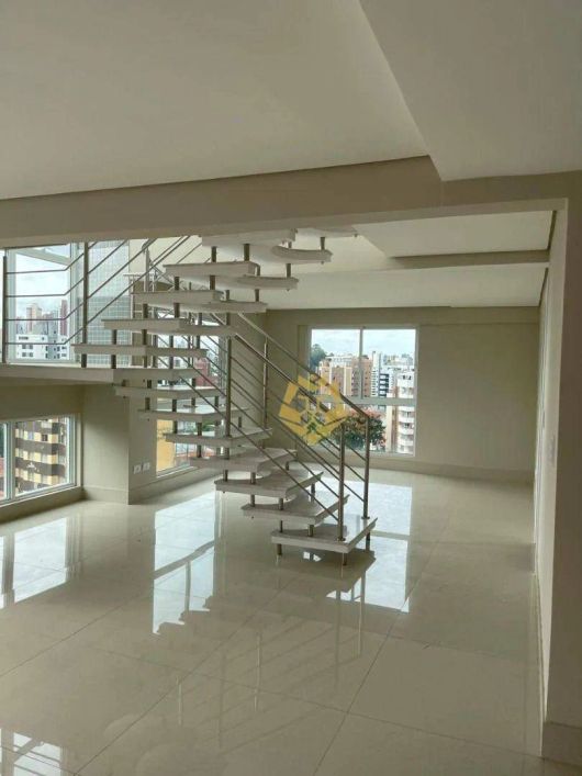 Cobertura com 3 dormitórios à venda, 244 m² por R$ 2.292.594,20 - Alto da Glória - Curitiba/PR