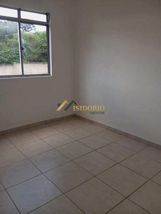 APARTAMENTO NO SANTA CÂNDIDA! 02 QUARTOS, VAGA DE GARAGEM.
