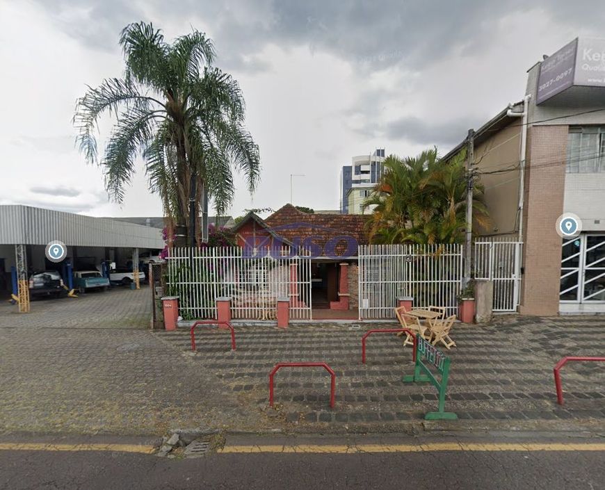 Locação de Casas / Comercial na cidade de Curitiba