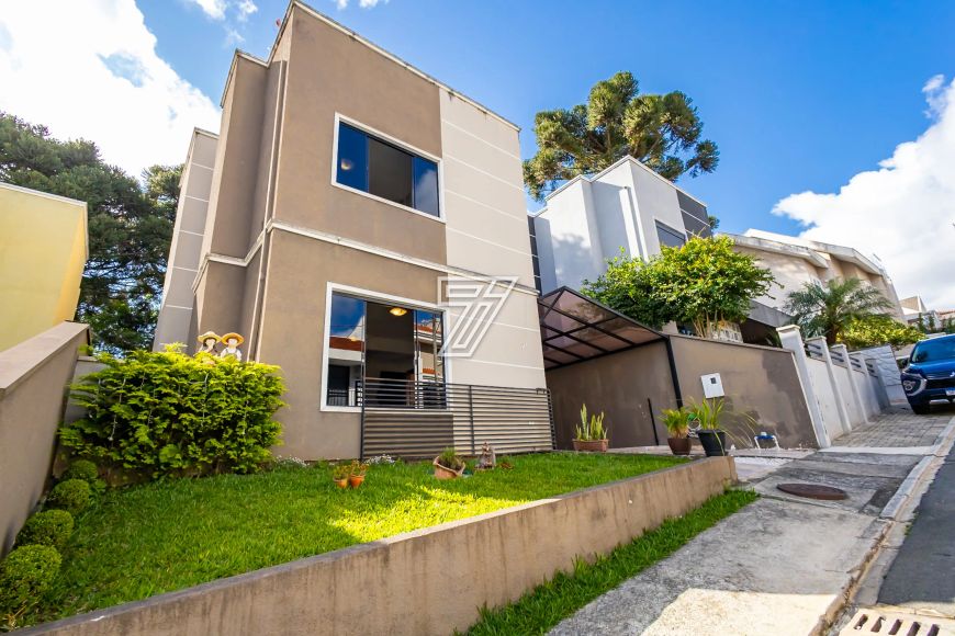 Casa em condomínio com 3 quartos a venda no bairro Santa Cândida - Curitiba - PR