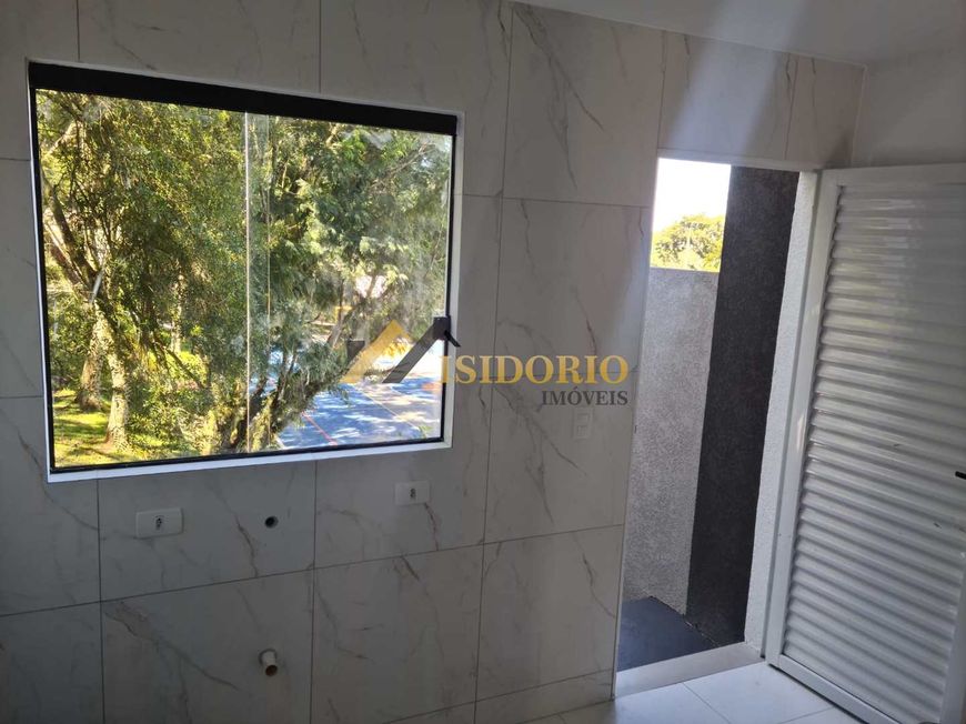 EXCELENTE SOBRADO NOVO!!! 02 QTOS., SACADA, ARQUITETURA MODERNA