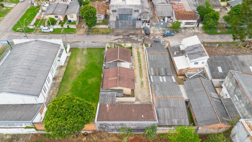 Imóvel para venda com 354 metros no Boqueirão, com 3 casas de aluguel