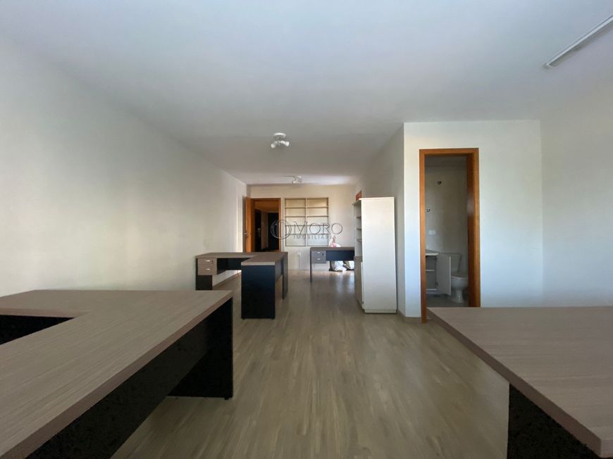 SALA COMERCIAL à venda com 82.8m² por R$ 430.000,00 no bairro Água Verde - CURITIBA / PR