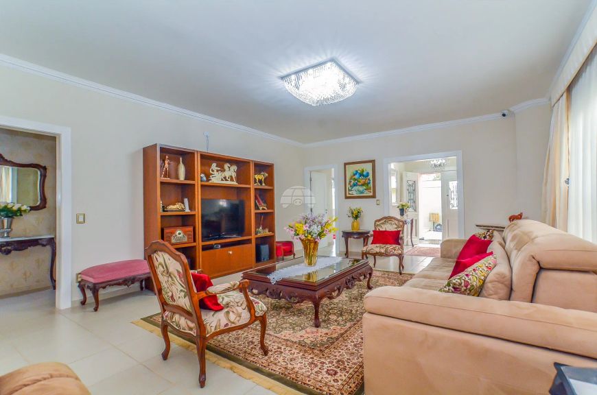Imóvel para venda com 220 metros quadrados com 3 quartos em Guabirotuba - Curitiba - PR