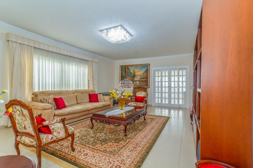 Imóvel para venda com 220 metros quadrados com 3 quartos em Guabirotuba - Curitiba - PR