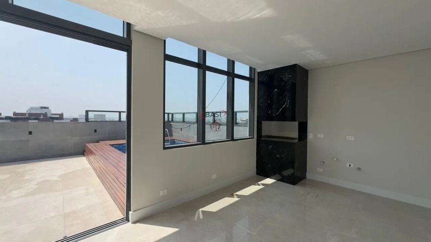 Cobertura com piscina 3 suítes e 4 vagas