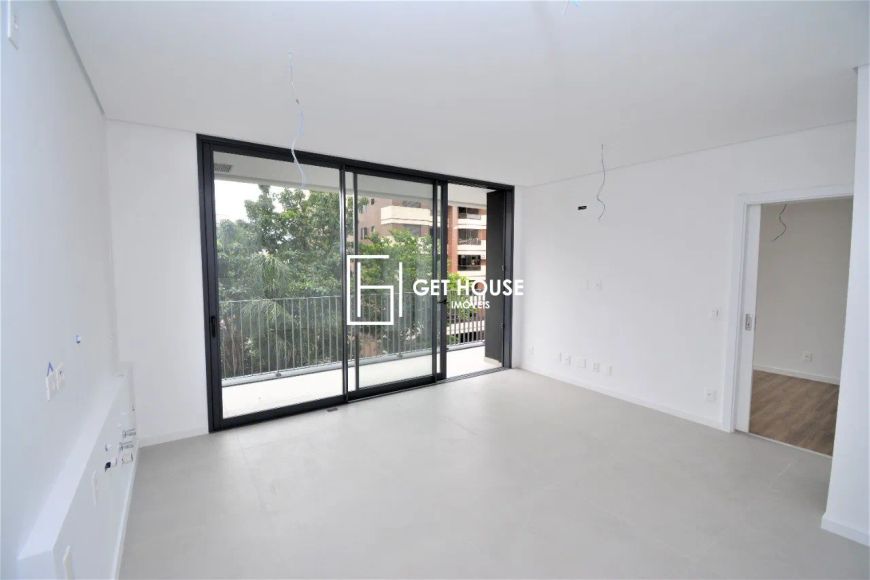 APARTAMENTO 1 DORMITÓRIOS NO BATEL / CENTRO