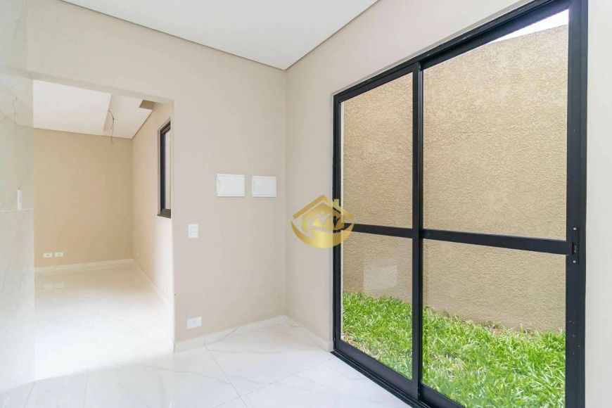 Sobrado com 3 dormitórios à venda por R$ 759.000 - Uberaba - Curitiba/PR