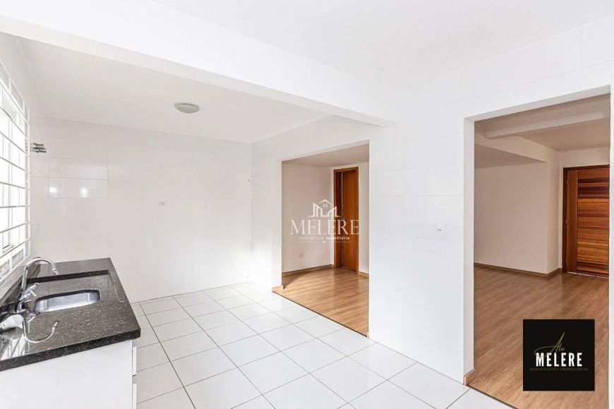 Sobrado com 3 dormitórios à venda, 130 m² por R$ 600.000,00 - Xaxim - Curitiba/PR