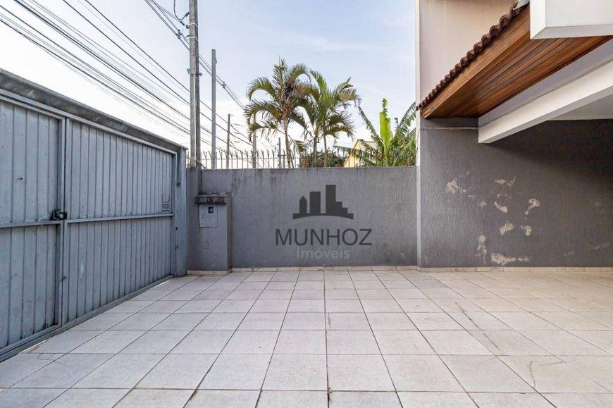 Sobrado com 3 dormitórios à venda, 135 m² por R$ 710.000,00 - Jardim das Américas - Curitiba/PR