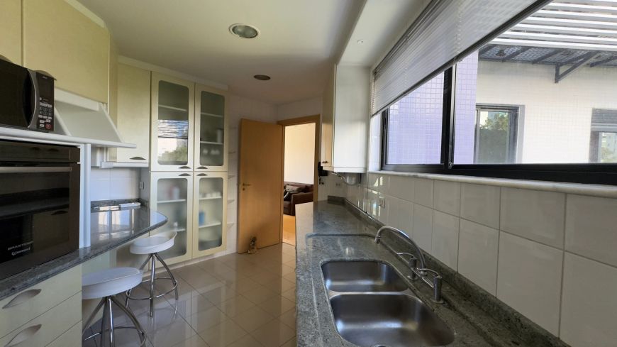 3 ou 4 quartos (2 suítes) 232 m² - 2 vagas - Ed Millennium na Rua do Outono - Ecoville - Face Norte